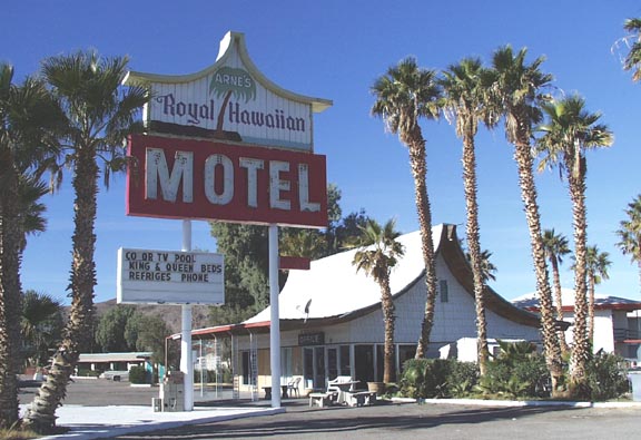 royal-hawaiian-motel